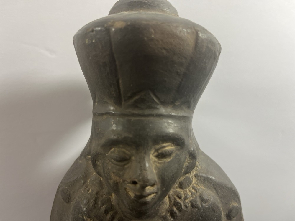 Vintage Peruvian Moche 9" Blackware Effigy Vessel