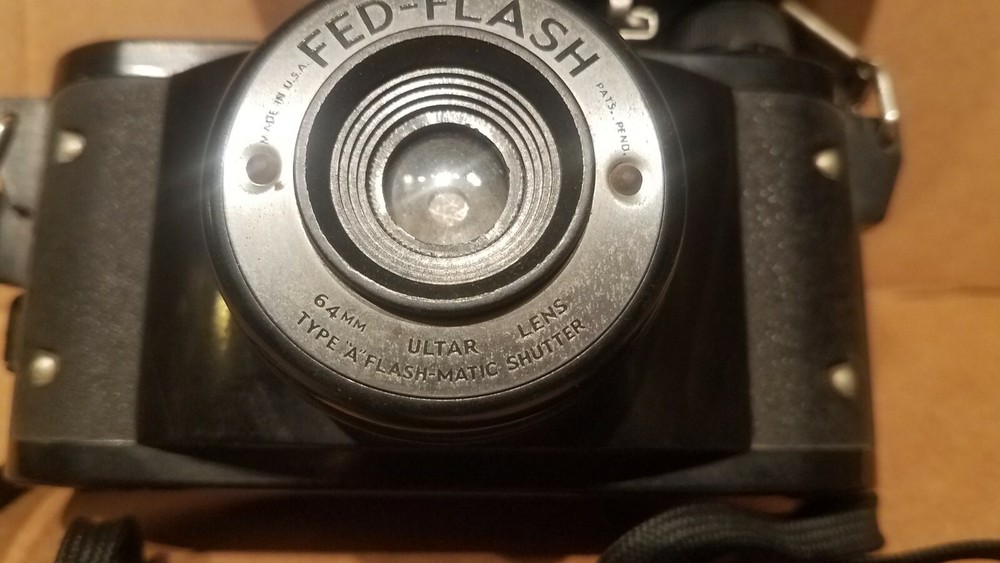 Fed-Flash Type A Shutter Camera Federal Mfg & Engineering Corp