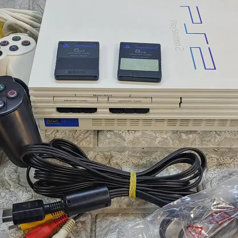 PS2 Korean Version SCPH-55005 White 200GB HDD Bundle Official