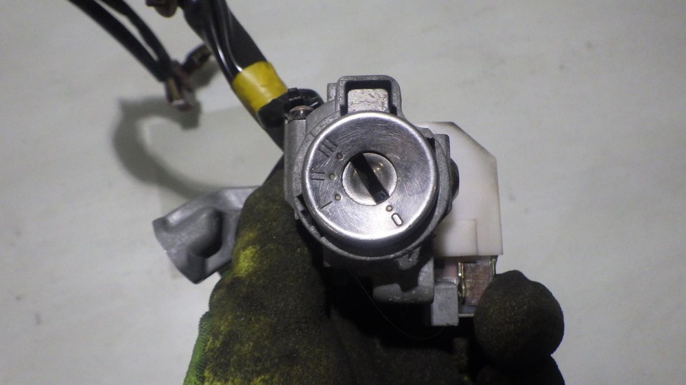 00 HONDA CIVIC Ignition W/Key