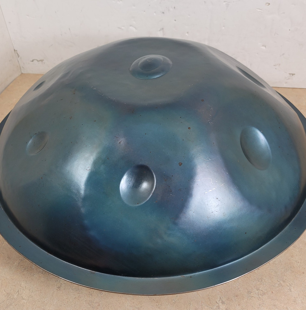 Isthmus Instruments E Minor Handpan