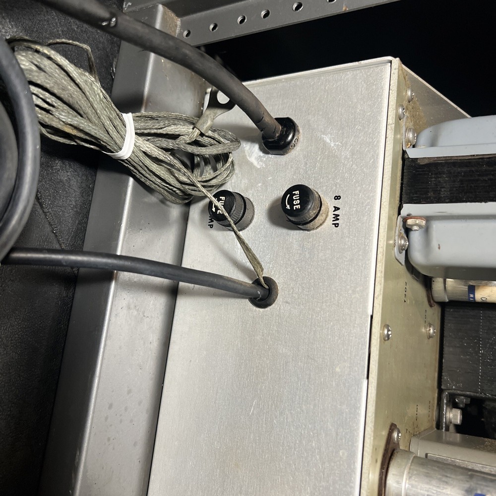 Varian Associates Leak Detector Model 975-0000
