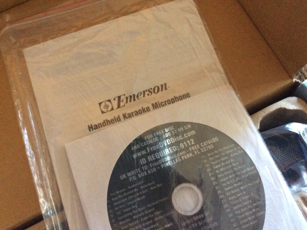 Emerson Handheld Karaoke Microphone DVD Ixt Systems