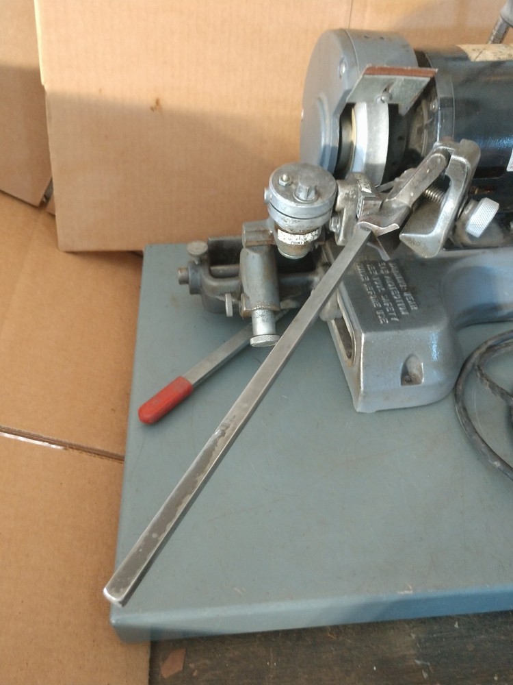 Drill Bit Sharpener Lisle 91000 Drill Grinder Runs Smoothly