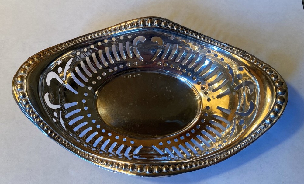 1908 Hallmarked Sterling Silver Nut Bowl