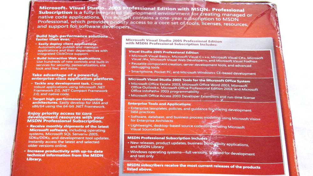 Microsoft Visual Studio 2005 Professional Edition MSDN - Sub Renewal + POSTERS