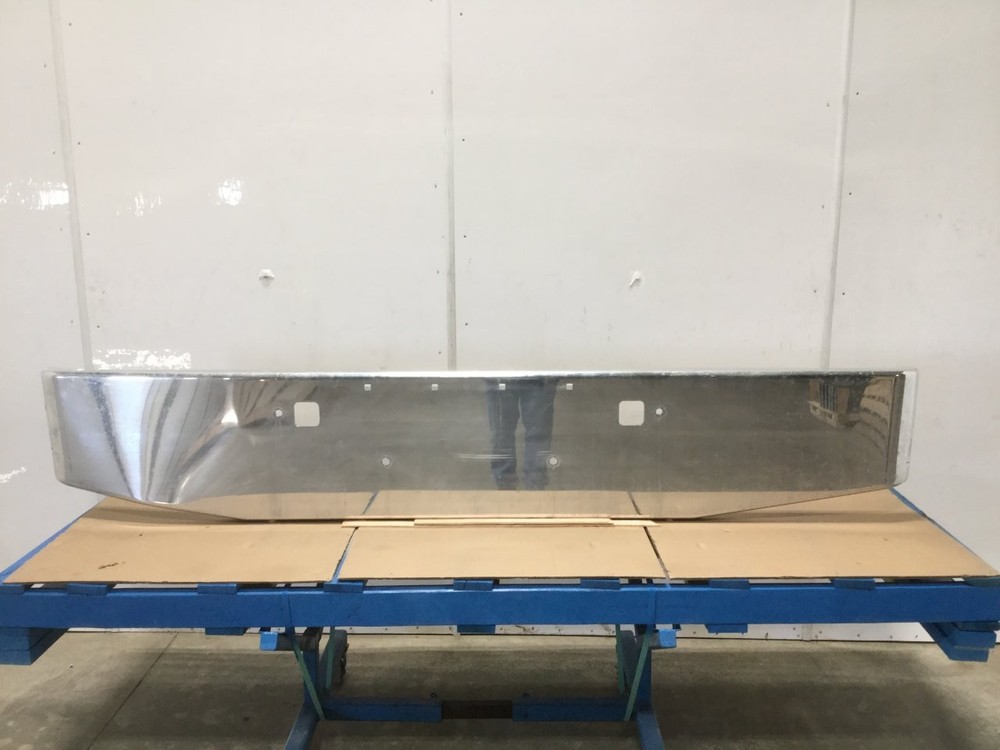 2013-2025 Peterbilt 567 1 PIECE ALUMINUM Bumper - Used