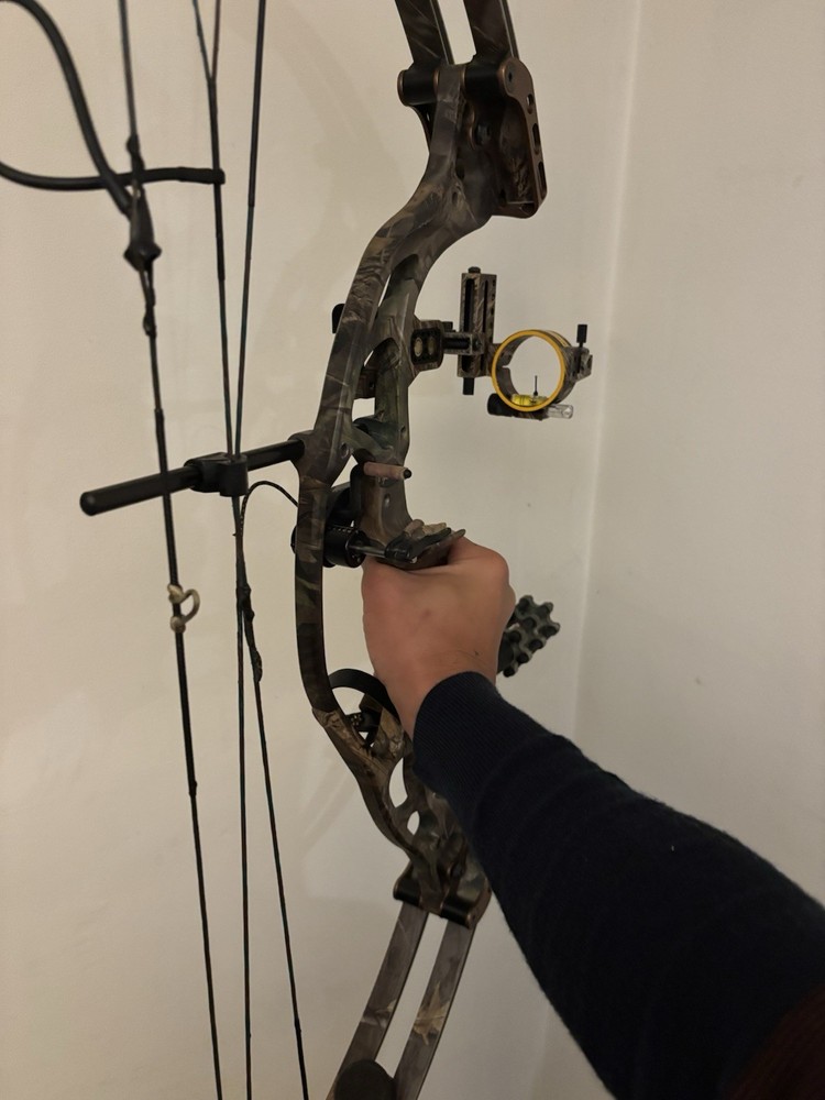 Hoyt Vipertec Left Hand Bow Package