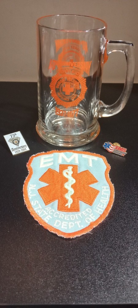 Cloth Patch + Ambulance Glass + Pin