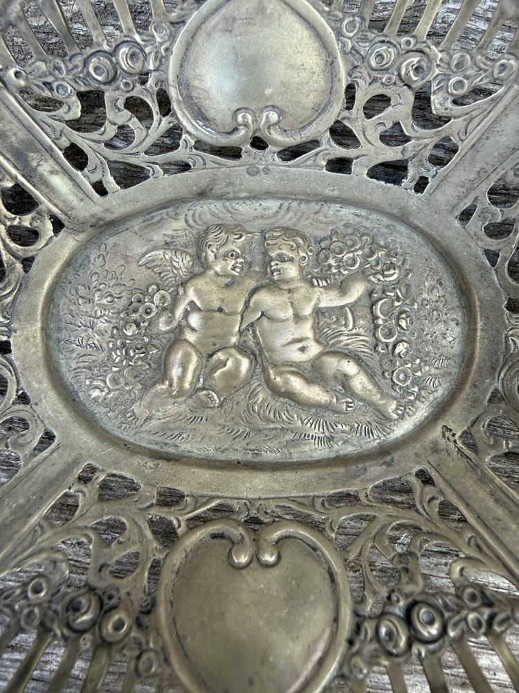 SMALL SILVER CHASED DISH w/ CHERUBS