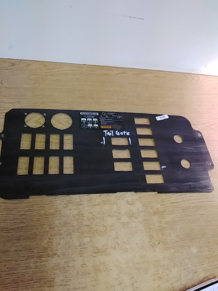 Freightliner Dash Gauge Panel X65996