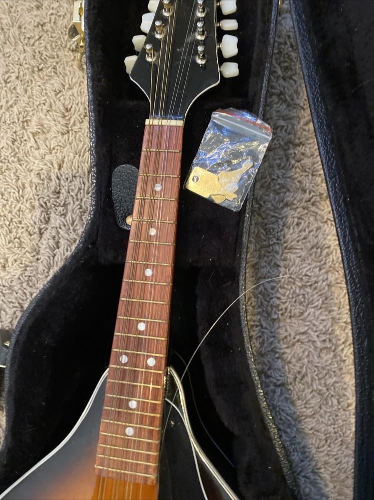 Espanola Mandolin With Hard Case