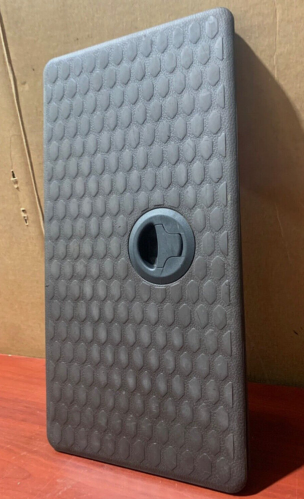 Rear Floor Storage Compartment and Lid