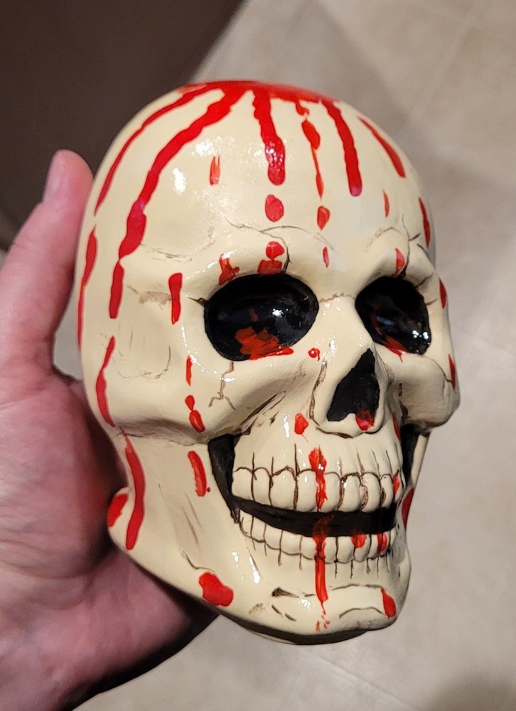 Bleeding Skull Statue Gurley Candle Ceramic Chalkware Halloween Bethany Lowe