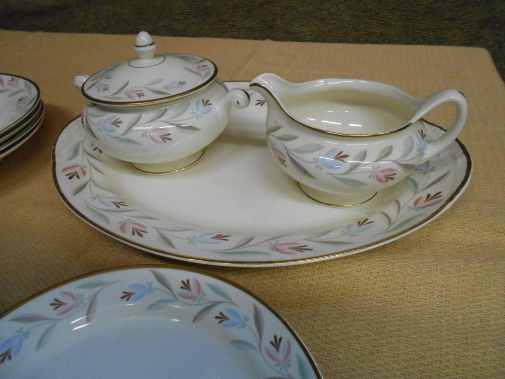 Homer Laughlin Partial Eggshell Nautilus Dinner Set - Nantucket