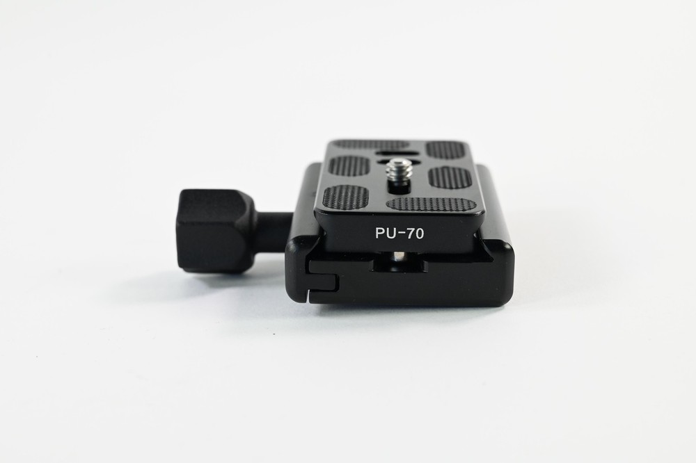 Induro QRT70 Quick Release Adapter #G240