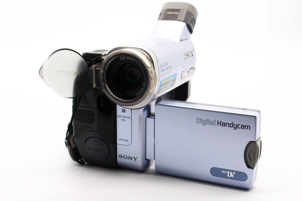 Sony DCR-TRV14E MiniDV Handycam Camcorder Digital Video Camera - Tested Bundle E