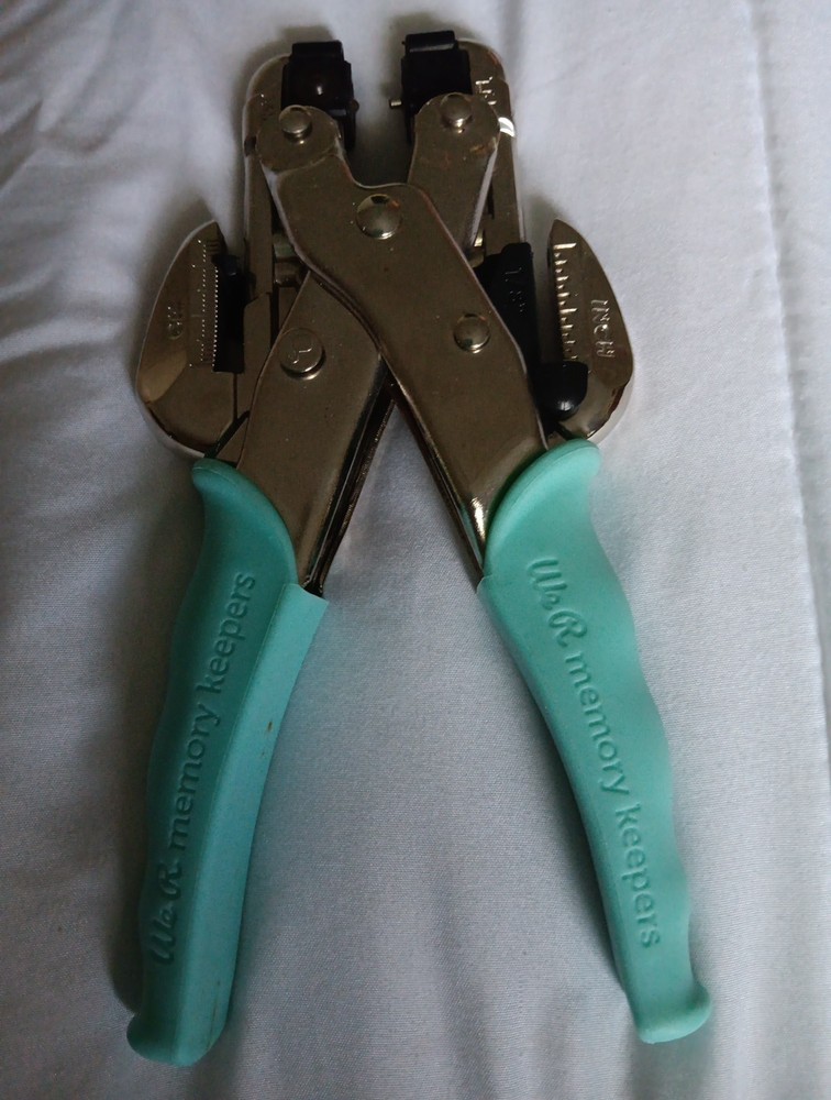 We R Memory Keepers Cropadial