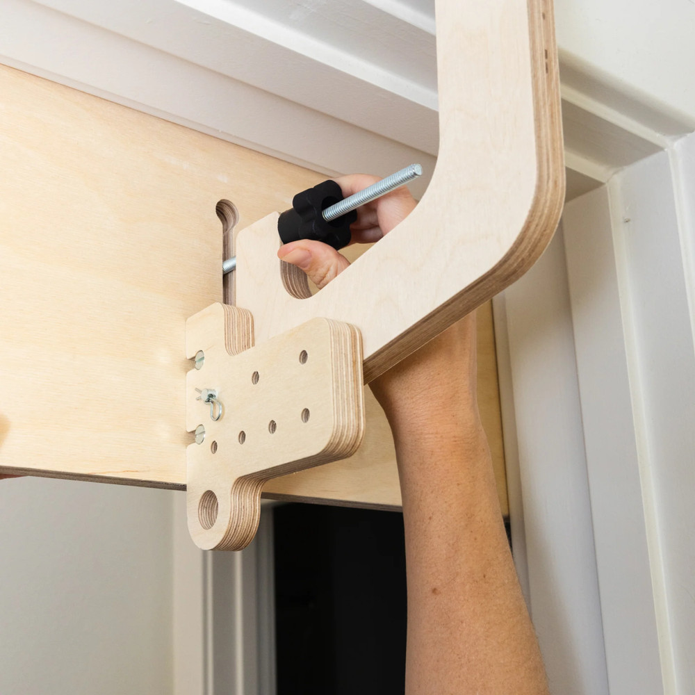 Frictitious Climbing Hangboard Doorway Mount