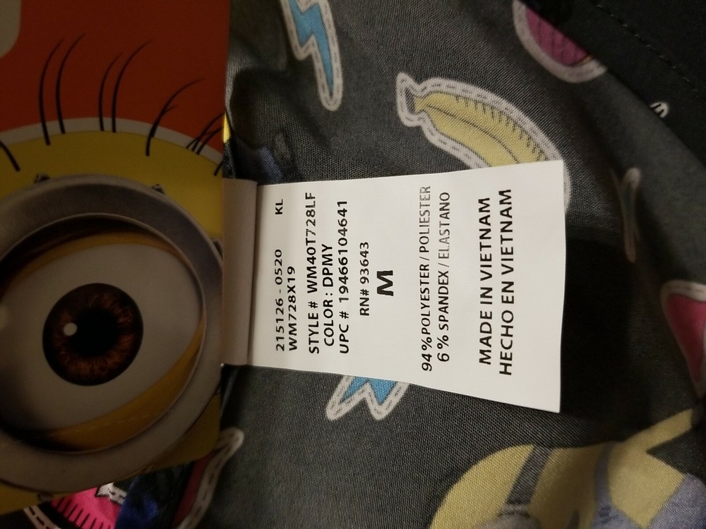 Despicable ME minion Scrub In Size medium W/Pockets NWT performance stretch,soft