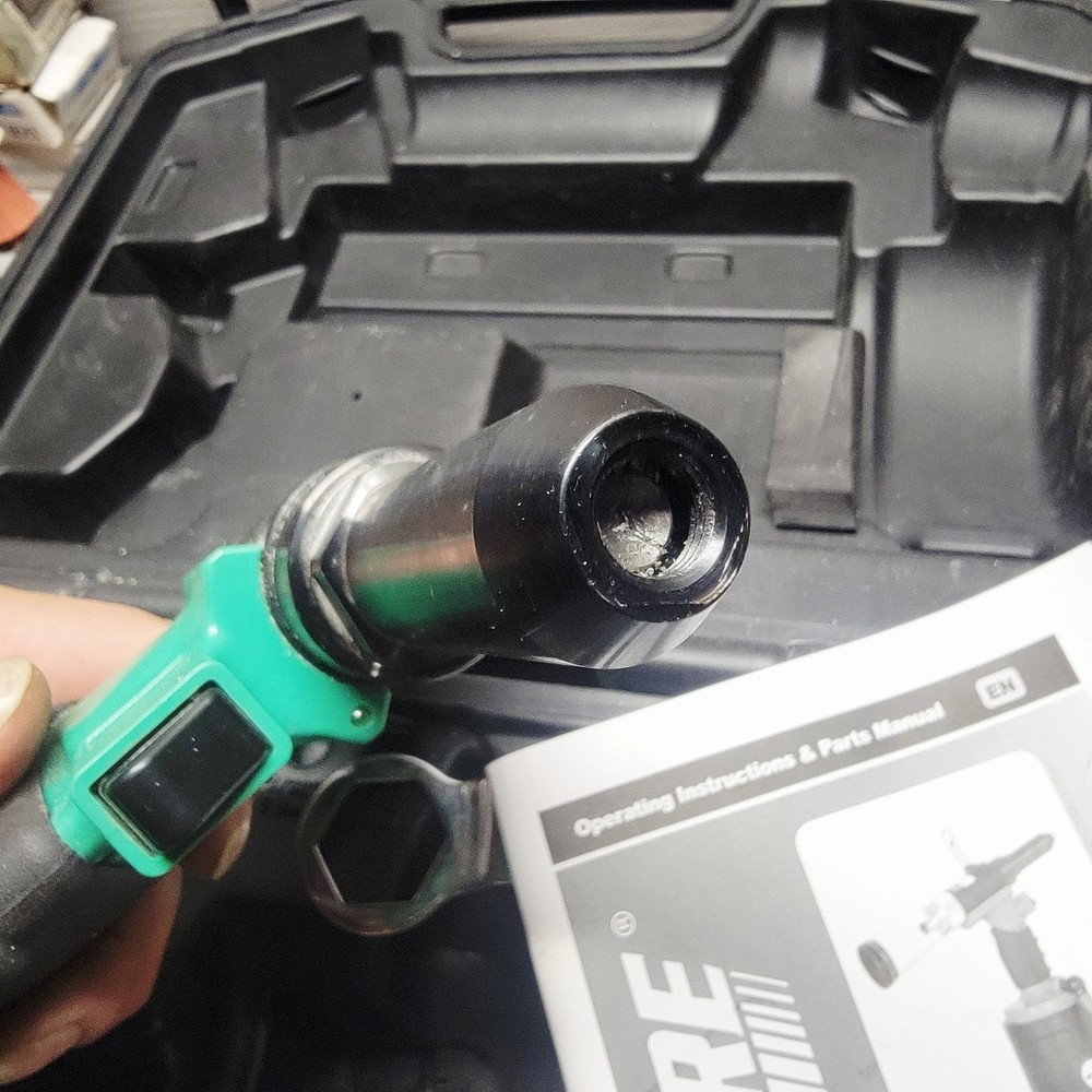 SPEEDAIRE 3CRH6B AIR RIVETER See Pics