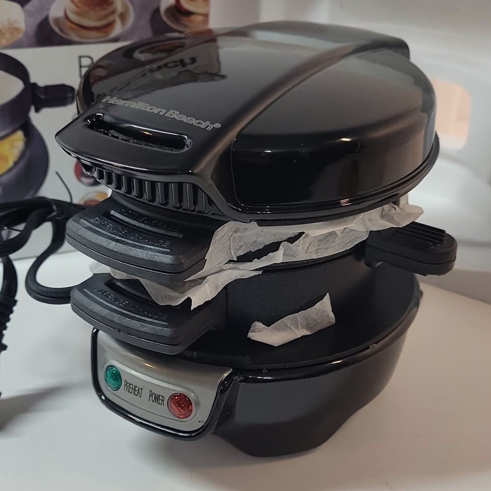 Hamilton Beach Breakfast Sandwich Maker 25475 Open Box Complete Tested Clean