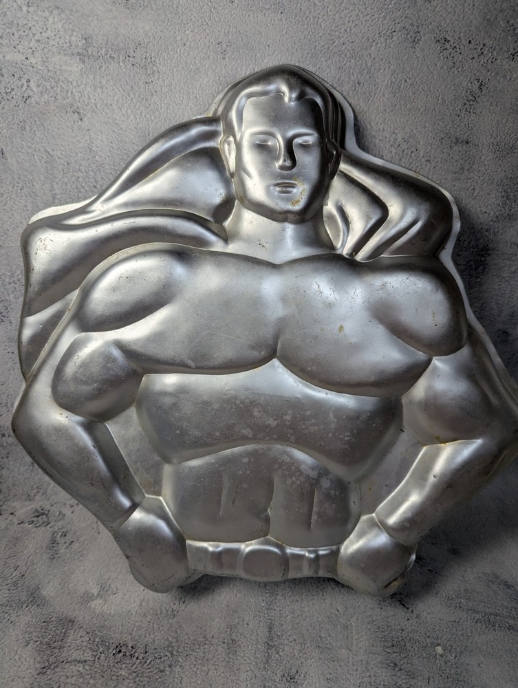 Wilton Superman 1977 Cake Pan