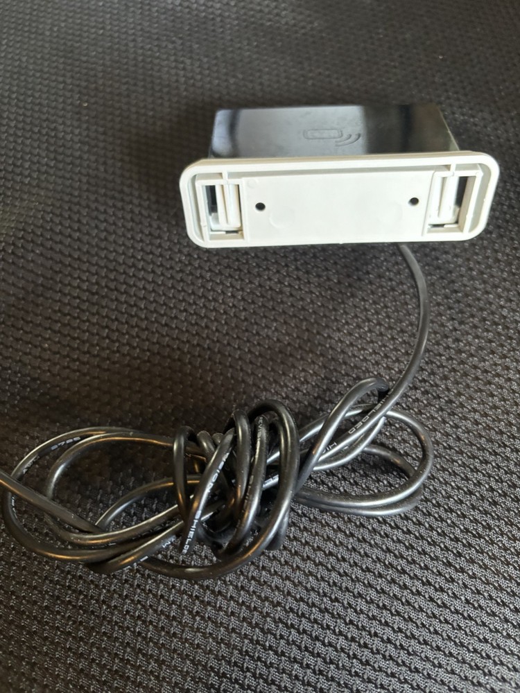 Two- one is USB Readers, 3 MF, pin-YU03065, 2ND one unknown info under plastic