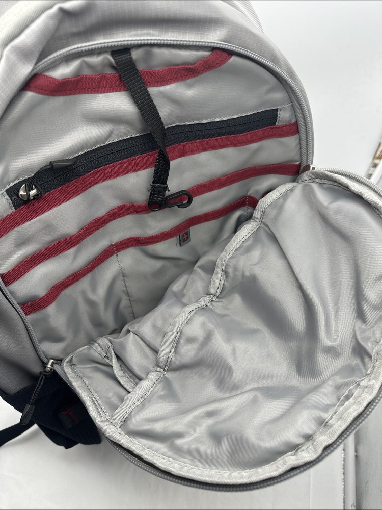 Swiss Tech Unixes 20 Liters Compressor Backpack For School Work Grey New