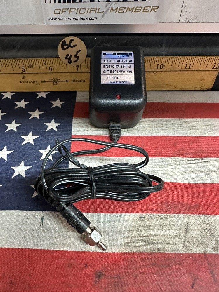 HPI RACING AC-DC ADAPTER for: Nitro Engine Glow Plug PreOwned Works