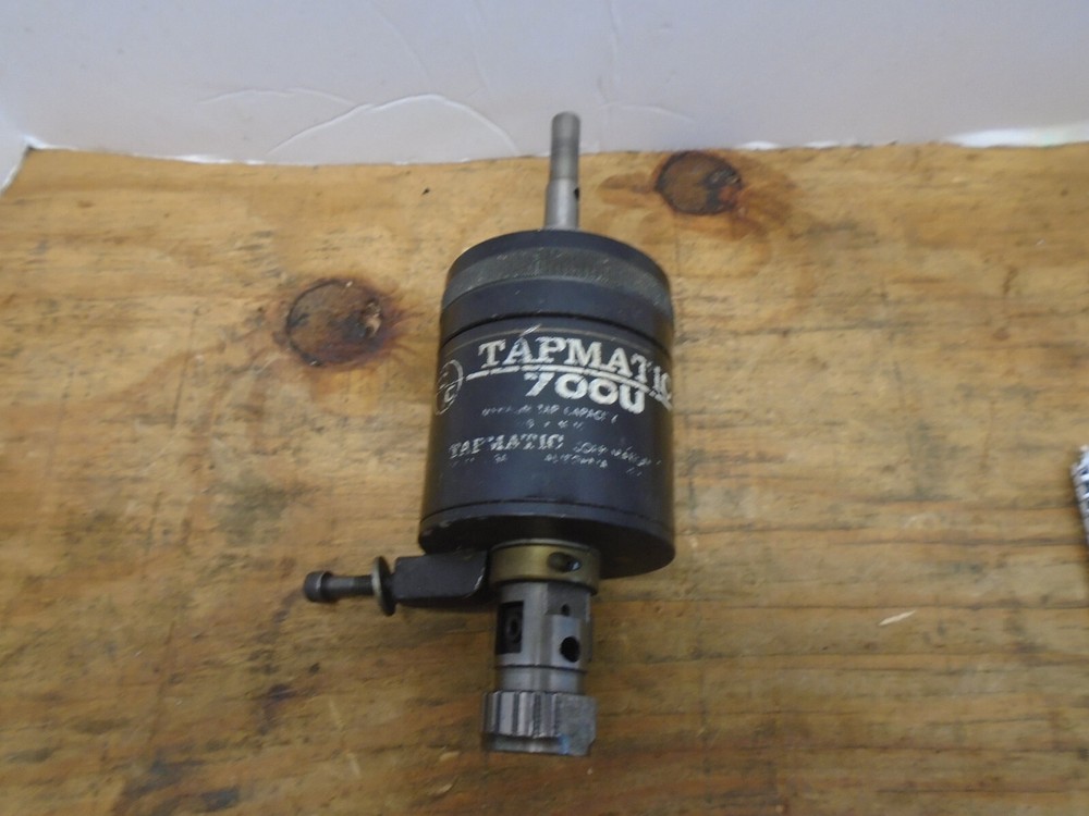 Tapmatic self-reversing tapping head. 700U