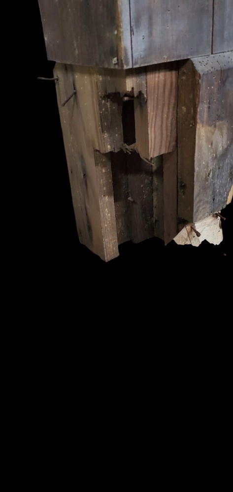 Newel Post GAM0298
