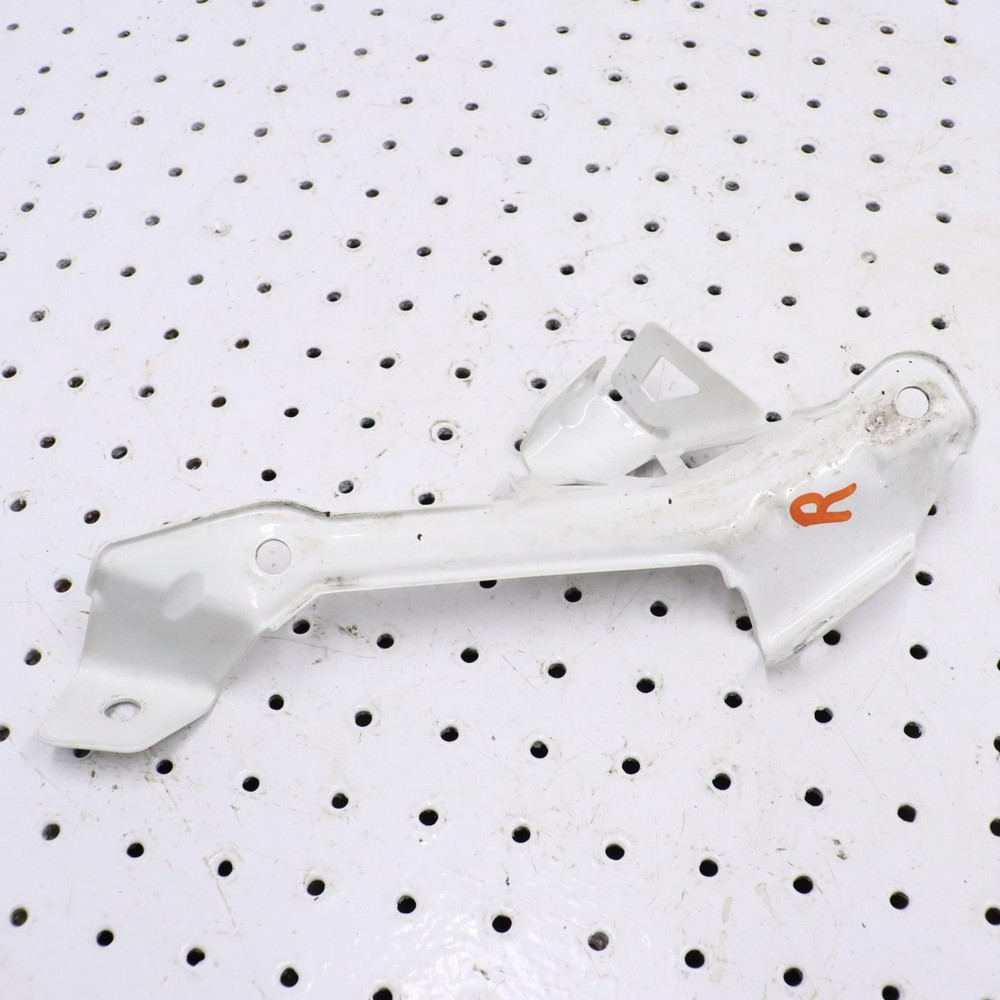 2015 ARCTIC CAT M8000 SPEEDOMETER BRACKET RIGHT 5706-652