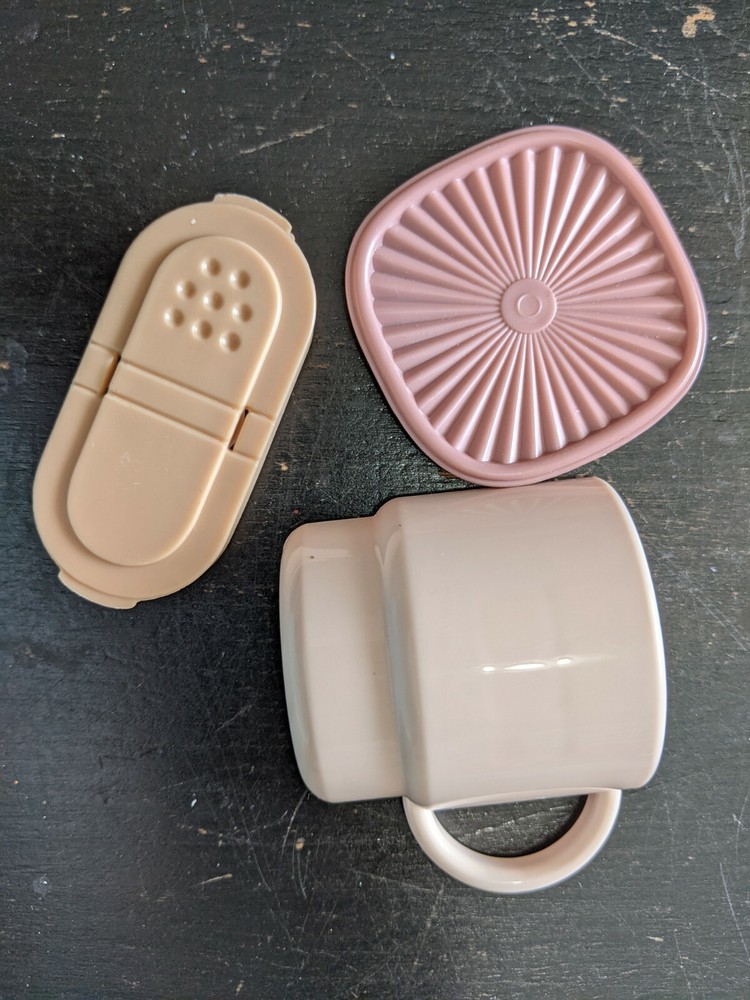 10 Magnet Tupperware Lot #4