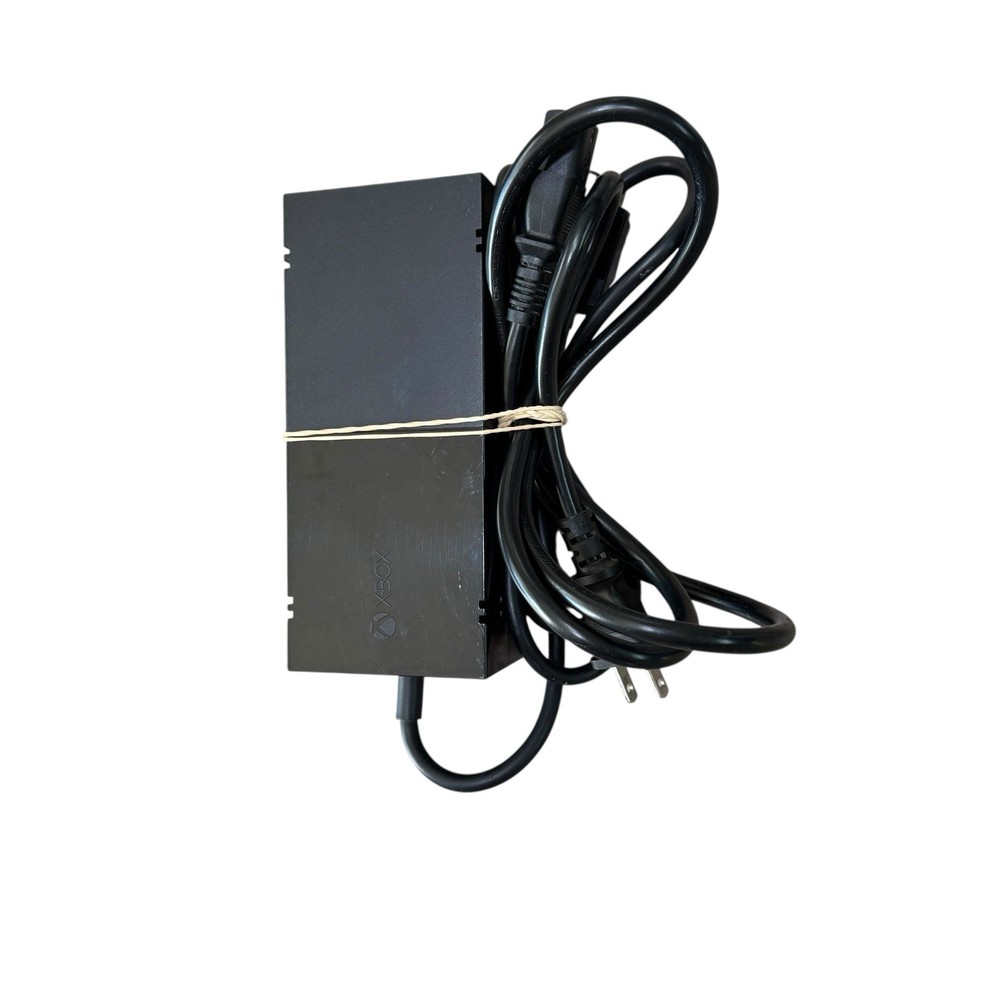 Microsoft Xbox One 500gb Console (1540) w/ Cables