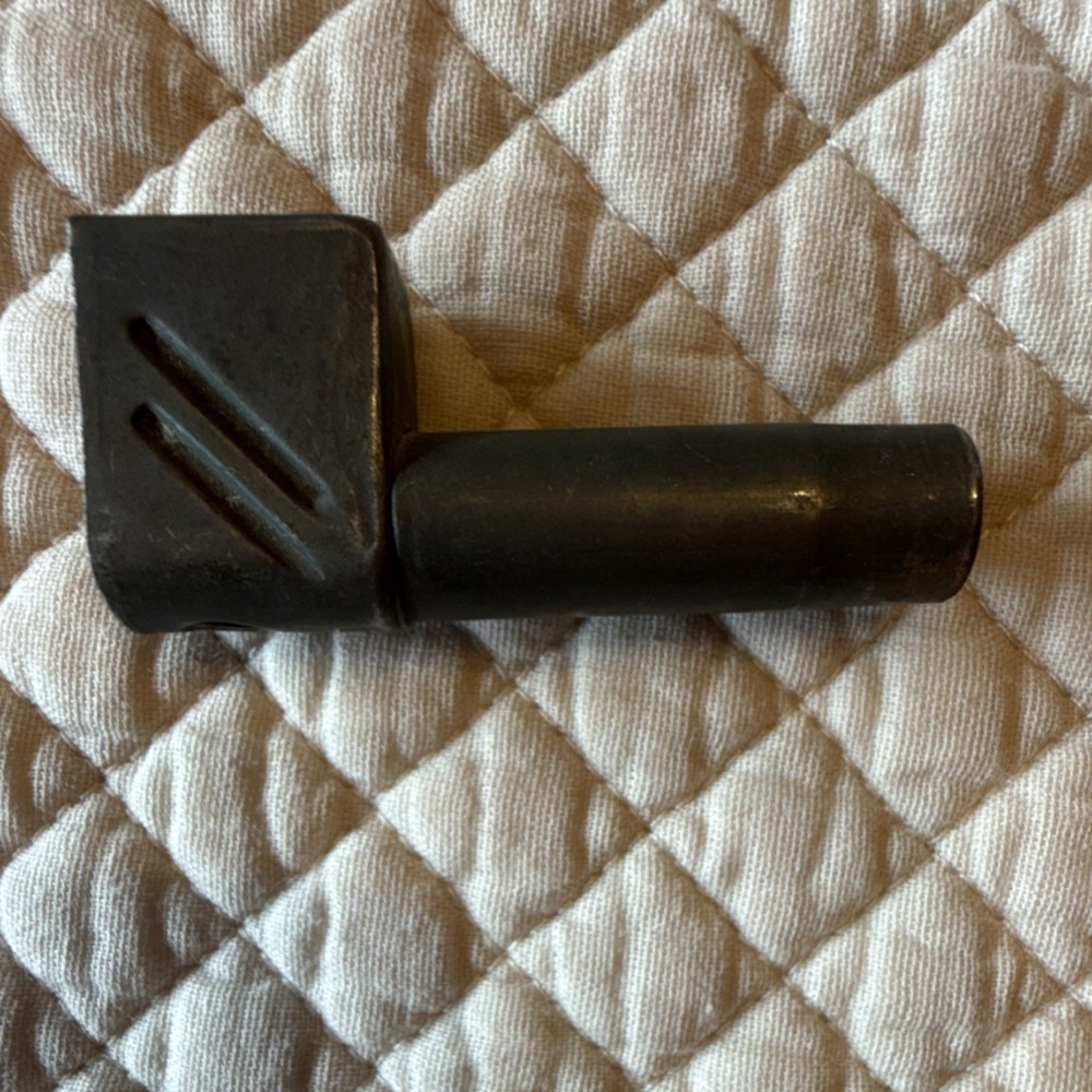 Rifle bore sight tool