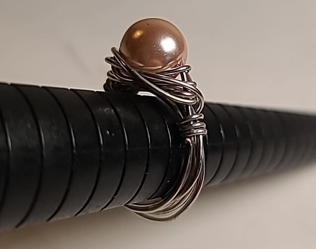 NEW Handmade Wire Wrapped Ring Silvertone Statement Pink Beaded Size 6.5