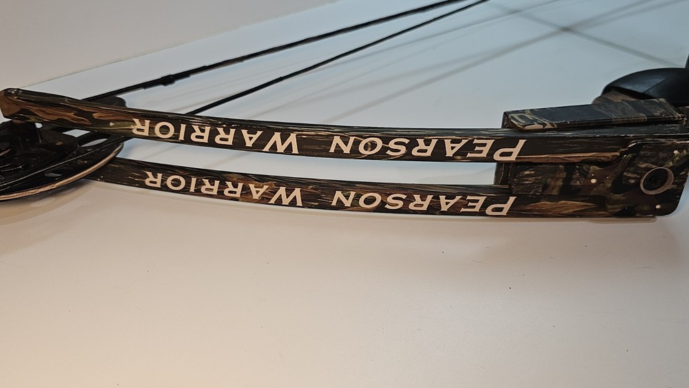 Vintage Ben Pearson Warrior Single Cam, True Draw Length=26.5" Compound Bow