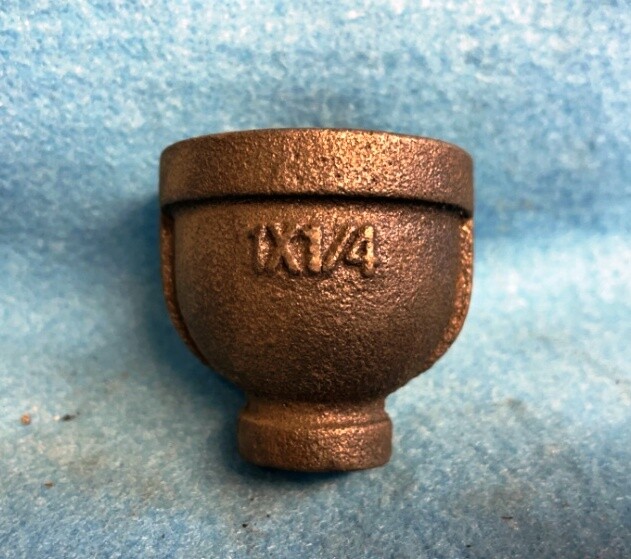 MALLEABLE IRON BLACK REDUCING COUPLING ASSORTED LOT OF 4