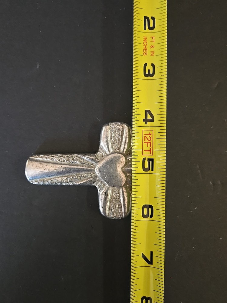 The Faith Collection Cross Wall Hanging/Decor Heart Pattern EUC Small