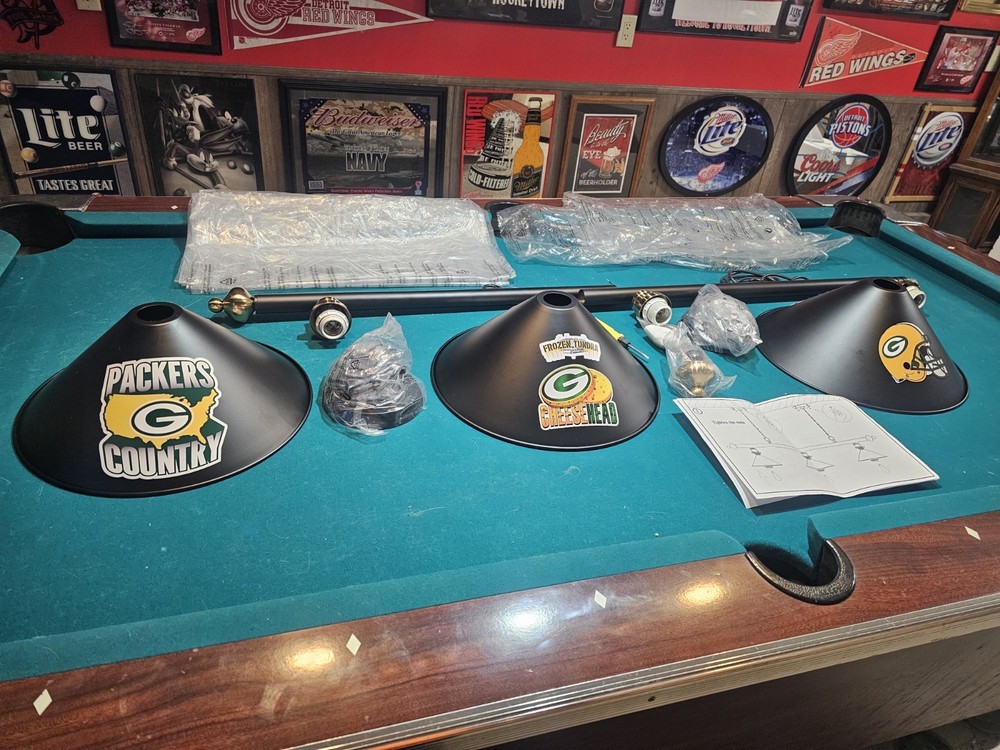 Green bay packer billiards light