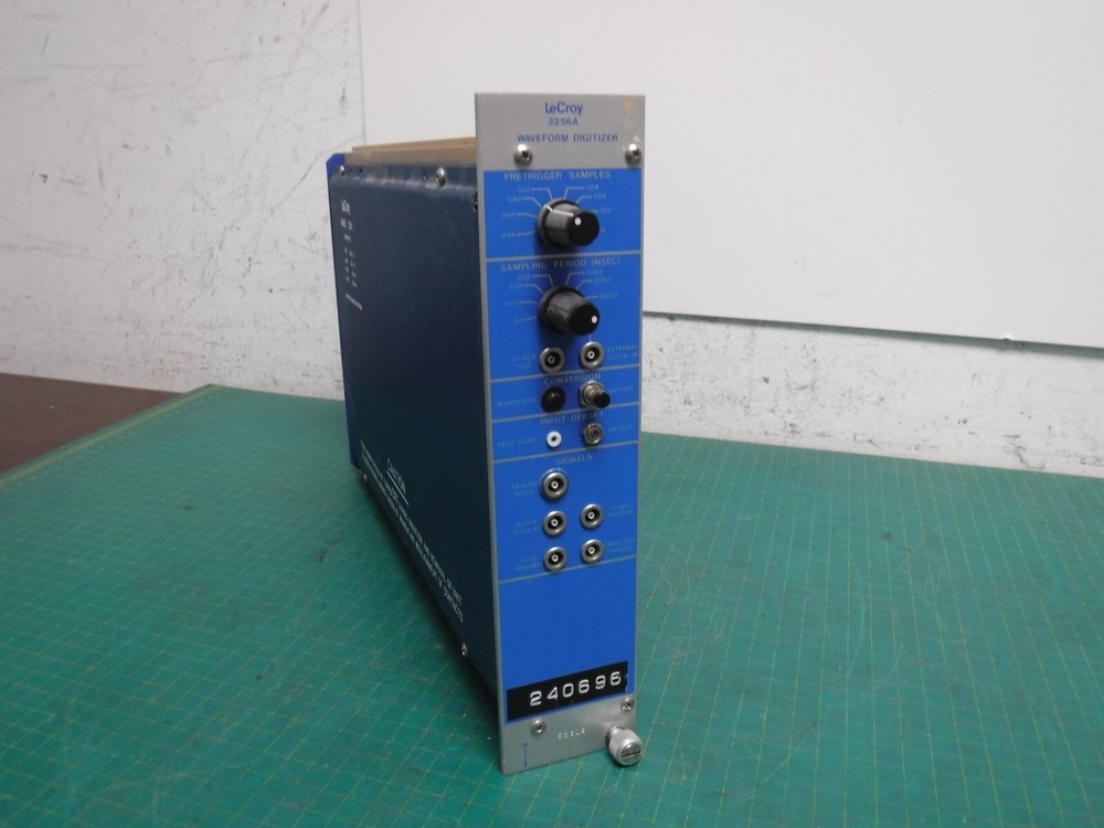 LeCroy 2256A Waveform Digitizer CAMAC Plug-In Module