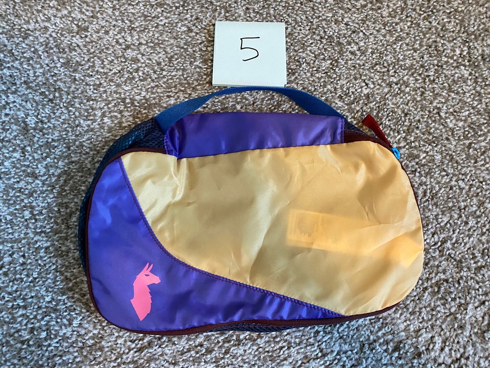(1) Cotopaxi Colorful Travel Packing Cube - Medium NWOT
