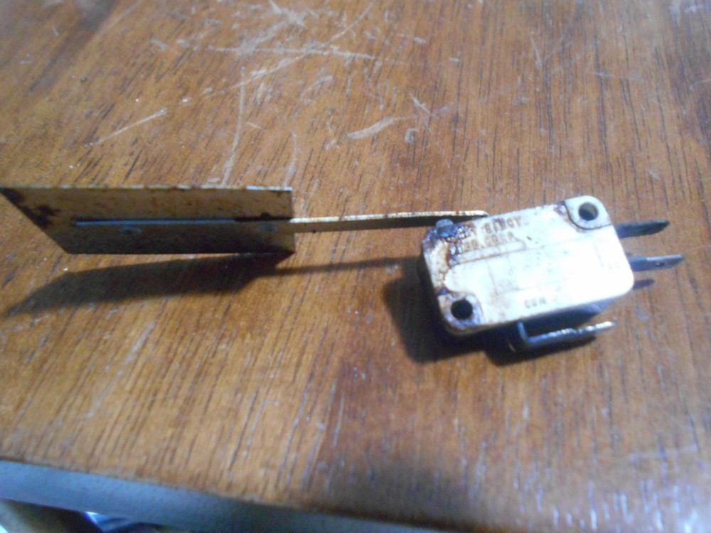 ALTO-SHAAM AR 7E ROTISERY OVEN SWITCH