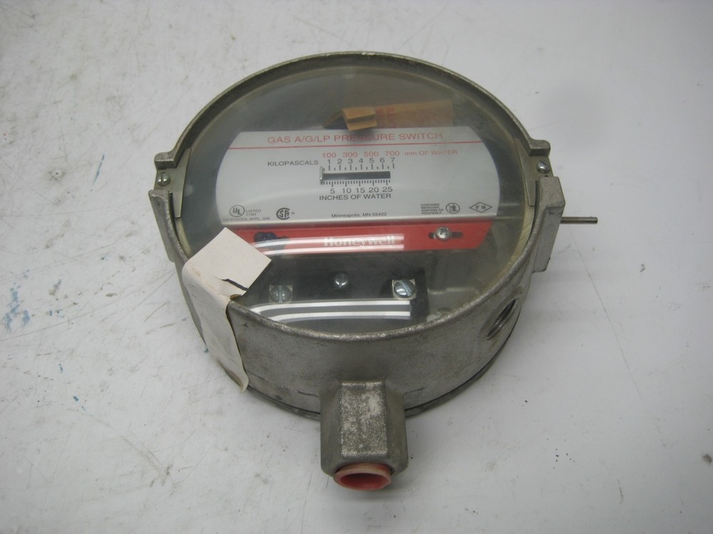 HONEYWELL 11048 PRESSURE SWITCH NSNP