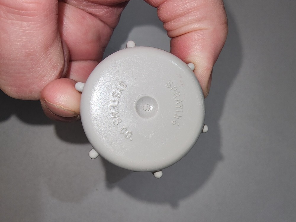 TeeJet 1/2" Compact Line Strainer Spraying Systems Co. 122-1/2NPT-PP Max 150 PSI