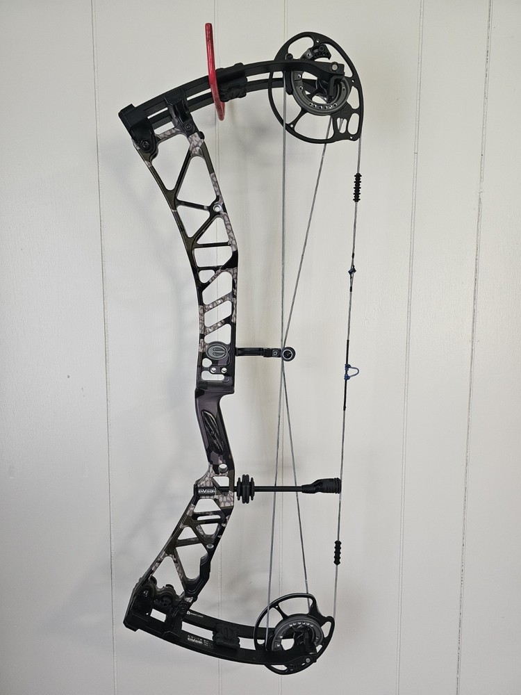 Elite Envision Compound Bow