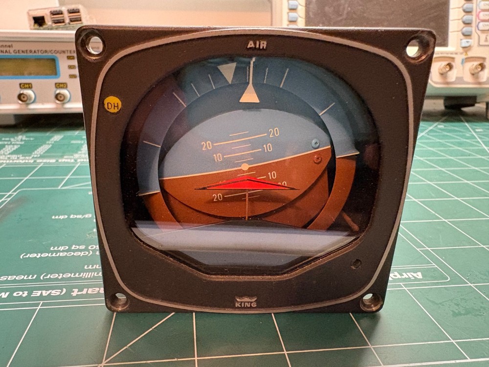 Bendix/King KI 256 Flight Command Indicator P/N 060-0017-00