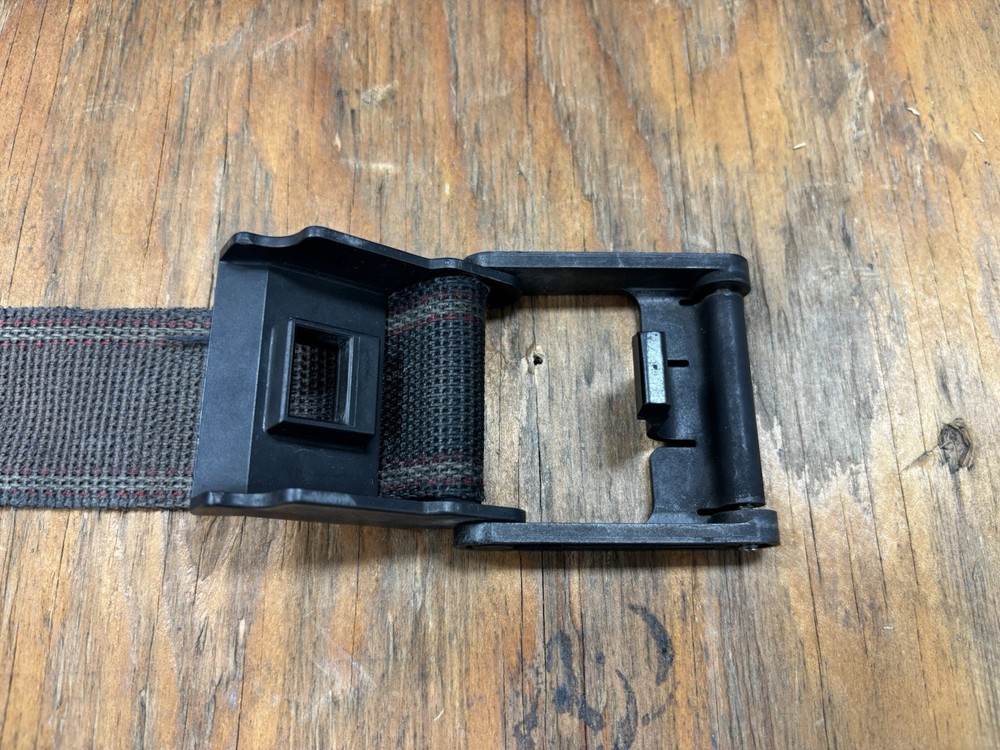 ISI Viking DXL SCBA Bottle Strap/Latch Assembly