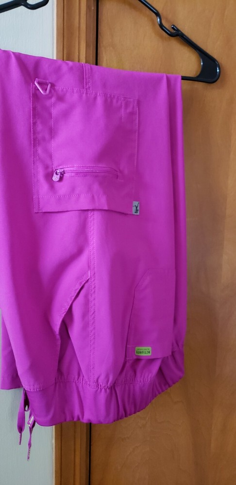 MED COUTURE ACTIVATE SCRUB SET FUSHIA